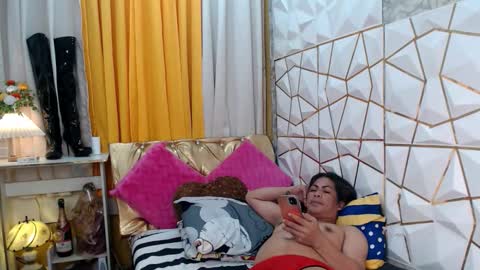 Snapshot of service_me711 chatting on September 24, 2025, 11:19 pm call me MILES online show from September 24, 2025, 11:19 pm