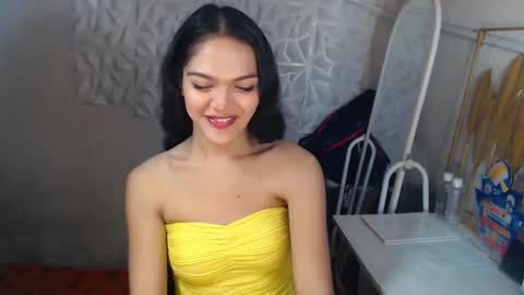 Bella online show from June 11, 2026, 2:11 am