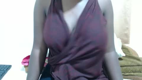 Sessy online show from September 8, 2025, 6:29 pm