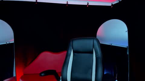 LUCERO online show from January 11, 2026, 3:11 am