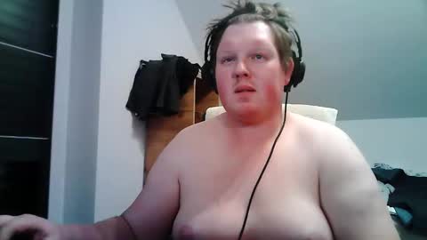 Snapshot of setcuna chatting on February 11, 2026, 10:37 pm setcuna online show from February 11, 2026, 10:37 pm