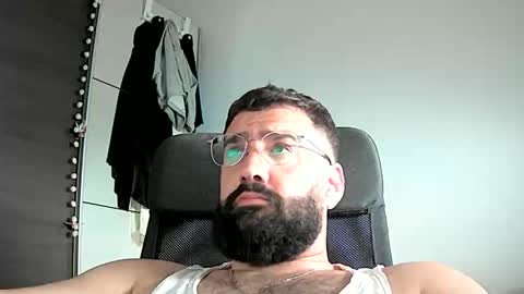 Snapshot of setema chatting on May 28, 2026, 4:15 pm StorPikk online show from May 28, 2026, 4:15 pm