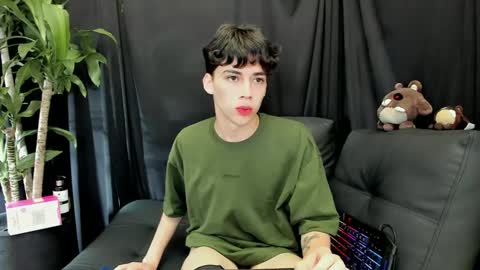 Snapshot of seth_ryder chatting on February 15, 2025, 6:44 am seth_ryder online show from February 15, 2025, 6:44 am