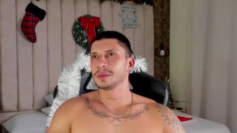 Snapshot of seth_vega_ chatting on December 11, 2024, 1:05 am HEY IM SETH online show from December 11, 2024, 1:05 am