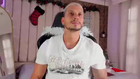 Snapshot of seth_vega_ chatting on December 20, 2024, 6:56 pm HEY IM SETH online show from December 20, 2024, 6:56 pm