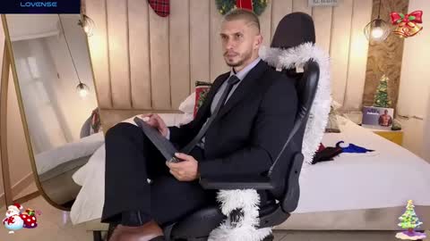 Snapshot of seth_vega_ chatting on December 23, 2024, 8:25 pm HEY IM SETH online show from December 23, 2024, 8:25 pm