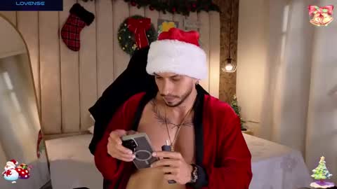 Snapshot of seth_vega_ chatting on December 24, 2024, 6:28 pm HEY IM SETH online show from December 24, 2024, 6:28 pm