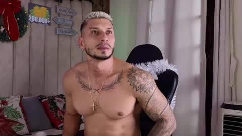 Snapshot of seth_vega_ chatting on December 31, 2024, 6:02 pm HEY IM SETH online show from December 31, 2024, 6:02 pm