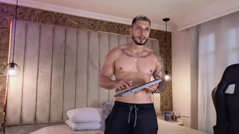 Snapshot of seth_vega_ chatting on January 22, 2025, 5:49 pm HEY IM SETH online show from January 22, 2025, 5:49 pm