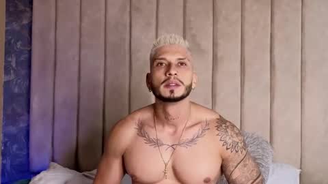 Snapshot of seth_vega_ chatting on February 20, 2025, 3:01 am HEY IM SETH online show from February 20, 2025, 3:01 am