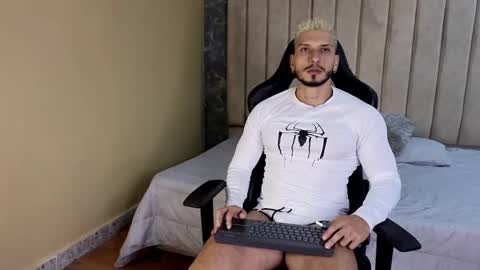 Snapshot of seth_vega_ chatting on February 24, 2025, 7:09 pm HEY IM SETH online show from February 24, 2025, 7:09 pm