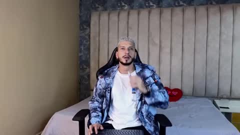Snapshot of seth_vega_ chatting on February 27, 2025, 9:04 pm HEY IM SETH online show from February 27, 2025, 9:04 pm