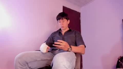 Snapshot of setsuna_10 chatting on October 8, 2025, 11:46 pm david online show from October 8, 2025, 11:46 pm