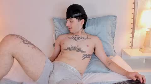 sett_and_gwen online show from July 25, 2026, 10:40 pm