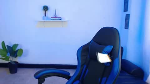 Thomas online show from September 18, 2025, 3:14 pm