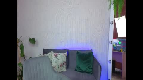 Snapshot of sevans14 chatting on September 15, 2025, 2:17 pm SevanS14 online show from September 15, 2025, 2:17 pm