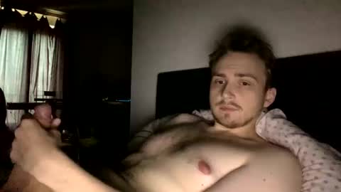 seven20yrs online show from April 29, 2026, 10:52 am