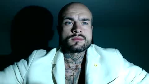 Snapshot of sevendragons1 chatting on September 28, 2025, 8:14 pm SevenDragons online show from September 28, 2025, 8:14 pm