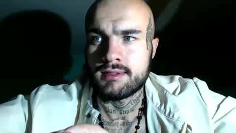 Snapshot of sevendragons1 chatting on October 6, 2025, 11:57 pm SevenDragons online show from October 6, 2025, 11:57 pm