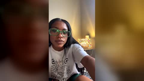 sevynsevinseven online show from December 15, 2025, 8:35 pm