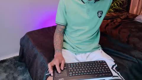 Snapshot of sex_in_paradise24 chatting on March 13, 2026, 3:18 pm WELCOME Samara and Ethan Now independent models Thanks for seeing and supporting us follow our new account please online show from March 13, 2026, 3:18 pm