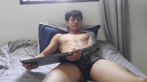 Snapshot of sex_love_sweat chatting on February 27, 2026, 2:39 pm sex_love_sweat online show from February 27, 2026, 2:39 pm