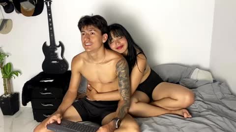 Snapshot of sex_love_sweat chatting on April 10, 2026, 5:34 am sex_love_sweat online show from April 10, 2026, 5:34 am