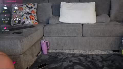 Snapshot of sexaddiction37 chatting on October 2, 2025, 7:48 am BRI online show from October 2, 2025, 7:48 am