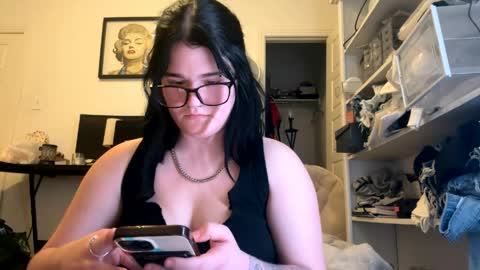 Kam online show from May 19, 2026, 3:24 am