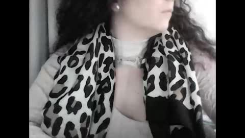Snapshot of sexcoppia_24 chatting on April 3, 2026, 8:23 am sexcoppia_24 online show from April 3, 2026, 8:23 am