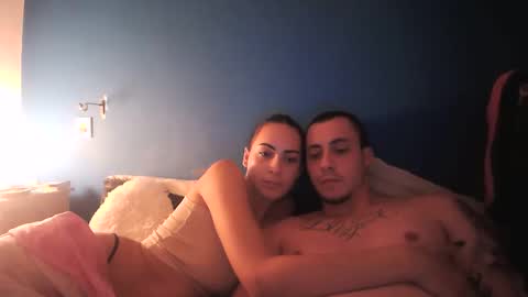 sexcoupleshow6969 online show from September 22, 2025, 9:17 pm