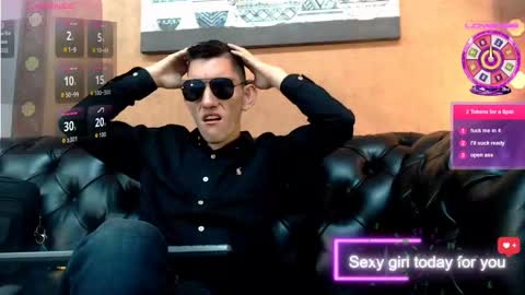 sexdumbi online show from October 6, 2025, 2:58 pm