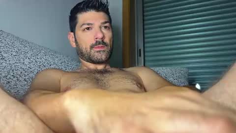 Lucenzo  online show from August 3, 2026, 6:34 am