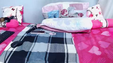 sexiebootyjoyxx online show from February 3, 2025, 5:14 pm