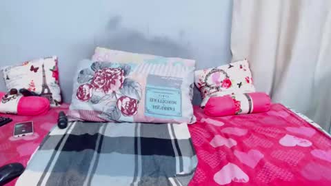 sexiebootyjoyxx online show from February 19, 2025, 8:22 am