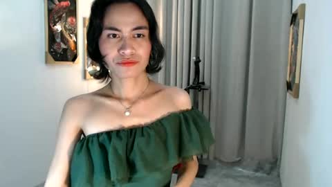 lara online show from June 21, 2026, 10:51 am