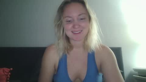 Rose online show from February 8, 2025, 11:45 pm