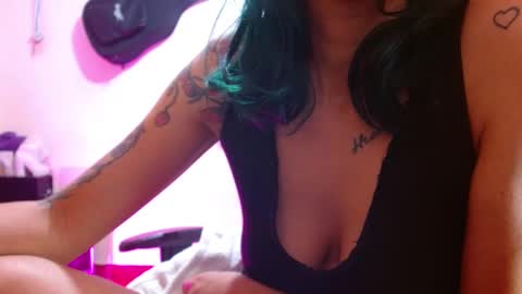 sexmilkdirty online show from December 14, 2024, 2:01 am