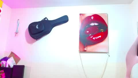 sexmilkdirty online show from February 11, 2025, 1:20 am