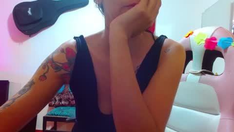 sexmilkdirty online show from February 27, 2025, 12:43 am
