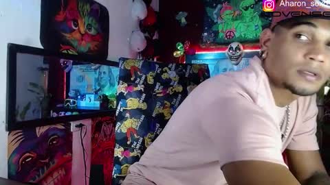 Snapshot of sexo_aharon chatting on November 16, 2025, 5:57 am Aharon ravelo online show from November 16, 2025, 5:57 am