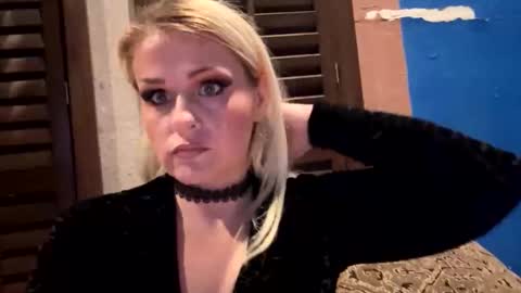 DEAD-SEXY online show from October 29, 2025, 7:43 am