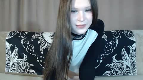 Snapshot of sexpired_princess chatting on October 30, 2025, 9:15 pm Nextdoor Princess online show from October 30, 2025, 9:15 pm