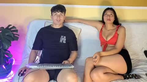 KhidaMilo online show from September 24, 2025, 10:35 pm