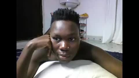 sexqueen02 online show from February 5, 2025, 11:23 am