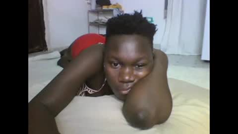 sexqueen02 online show from February 12, 2025, 12:05 am