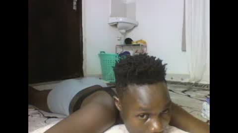 sexqueen02 online show from February 20, 2025, 3:23 am