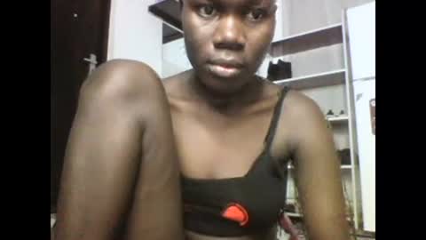 sexqueen02 online show from February 23, 2025, 2:07 am