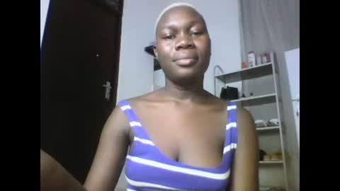 sexqueen02 online show from March 2, 2025, 10:27 pm