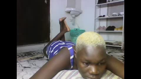 sexqueen02 online show from March 3, 2025, 12:48 pm